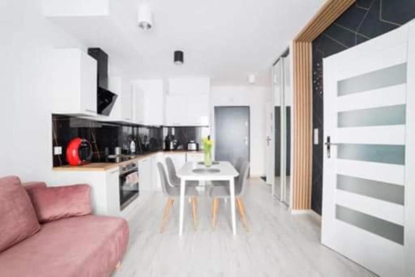 Apartament Nikola Гданьск Экстерьер фото